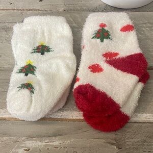 Socks, Source Unknown Festive White and Red Baby
